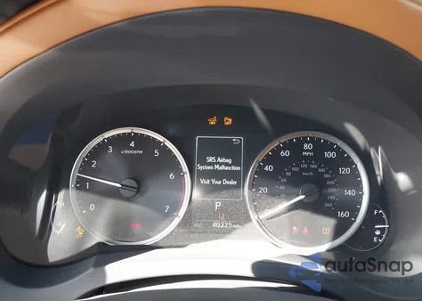 2022 Lexus Is 300 z USA, uszkodzony, nr VIN JTHDA1D21N5121936